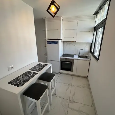 Skanderbeg View Διαμέρισμα *